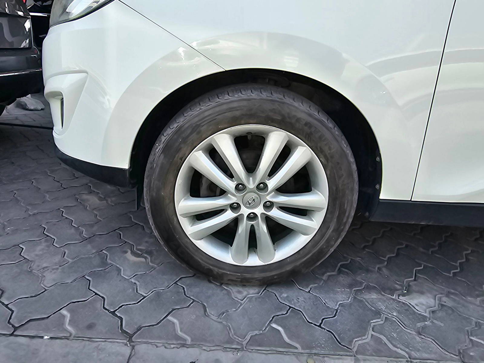 HYUNDAI TUCSON 2013 - Marhaba Auction Used Cars - Image 10