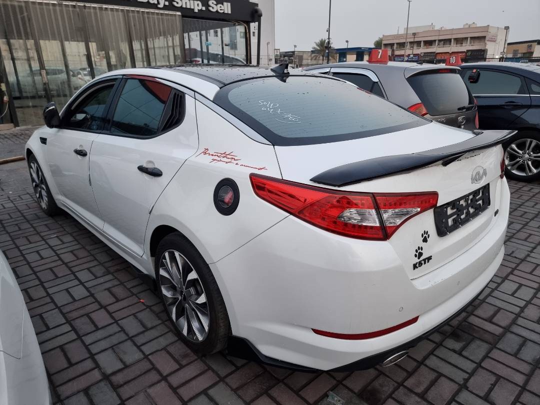 2011 KIA K5 — 127544 KM — Lot 029748 — Ind. 12 - Marhaba Auctions Used Cars - Image 5