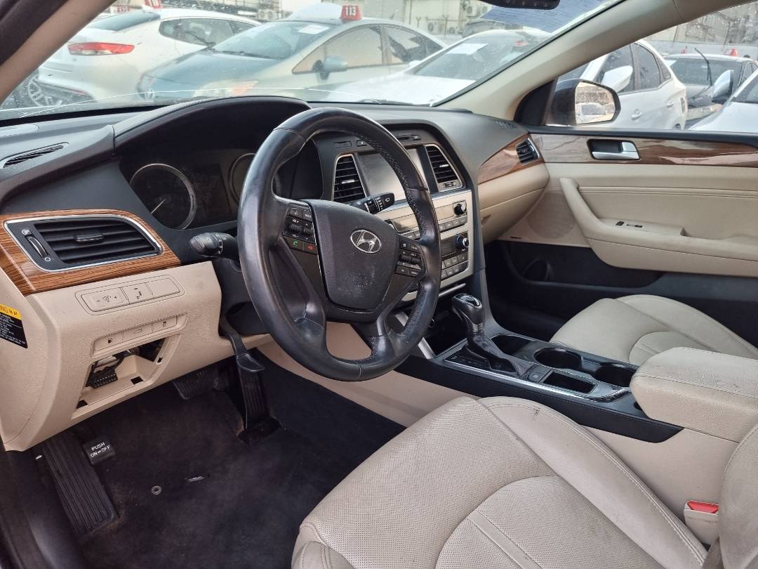 2015 HYUNDAI SONATA — 198782 Miles — Lot 5013322 — Ind. 12 - Marhaba Auctions Used Cars - Image 7