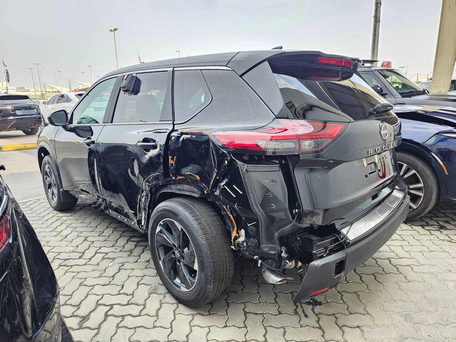 2025 NISSAN ROGUE — 2438 Miles — Lot A9SC672434 — Souq - Marhaba Auctions Used Cars - Image 5