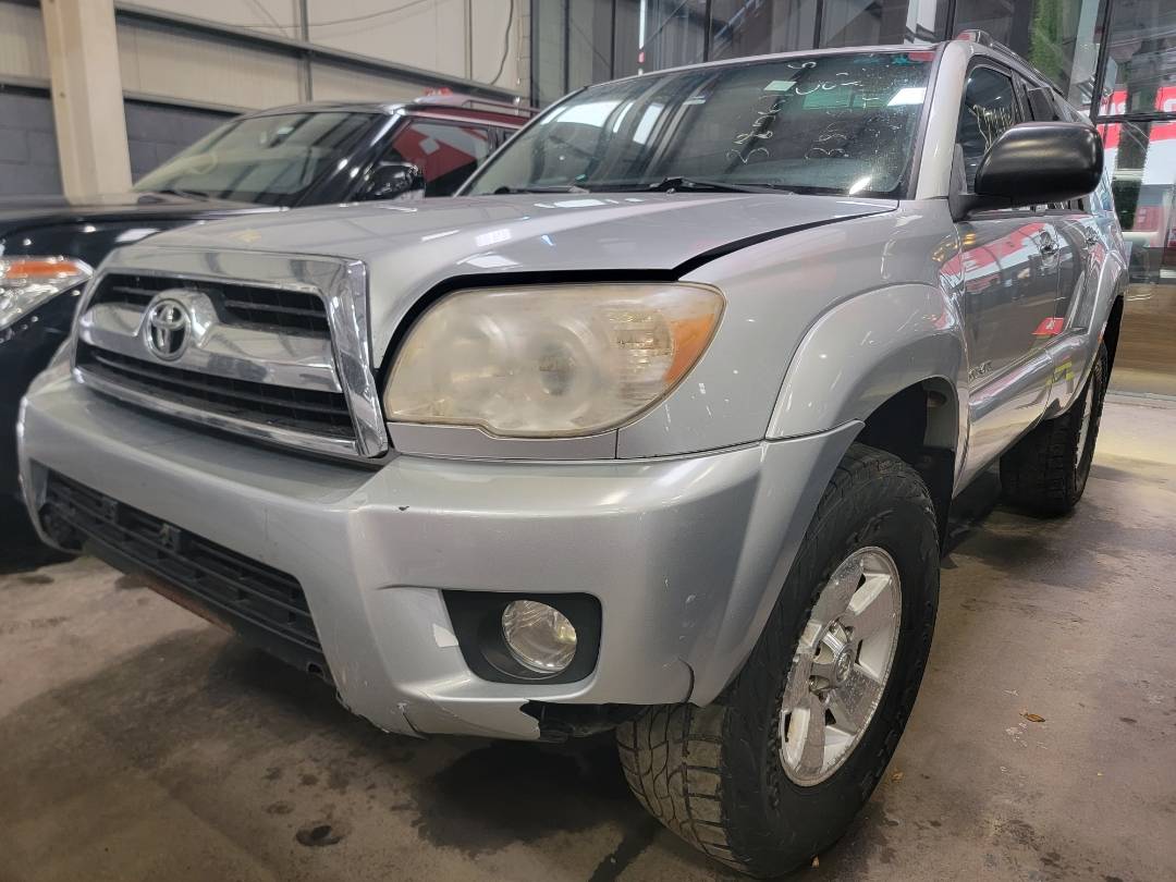 2006 TOYOTA 4RUNNER SR5 — 281162 Miles — Lot 38061806 - Marhaba Auctions Used Cars - Image 9