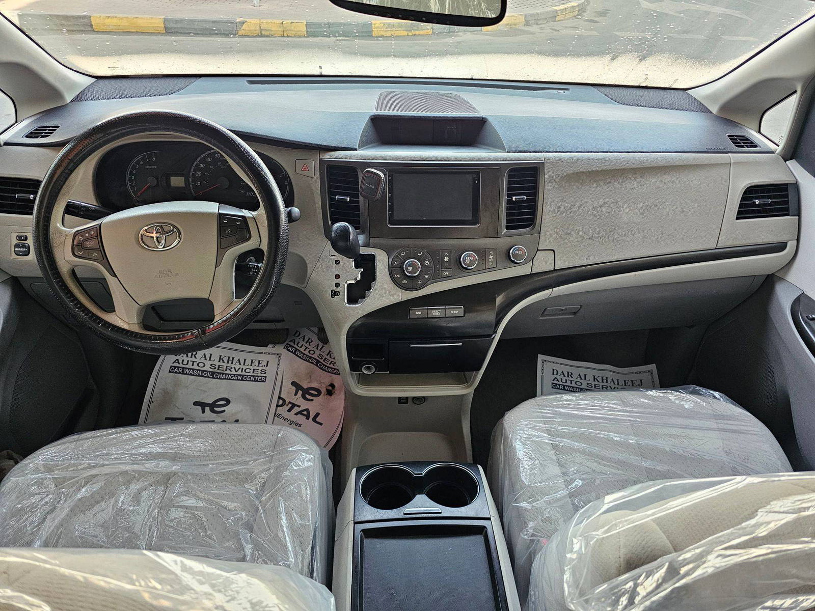 2011 TOYOTA SIENNA — 282438 Miles — Lot S055686 — Souq - Marhaba Auctions Used Cars - Image 8