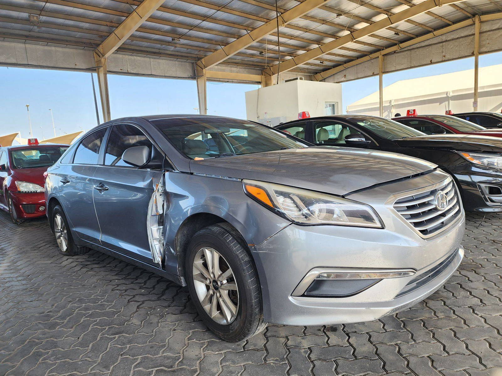 2015 HYUNDAI SONATA — 201355 Miles — Lot FH008712 — Souq - Marhaba Auctions Used Cars - Image 4