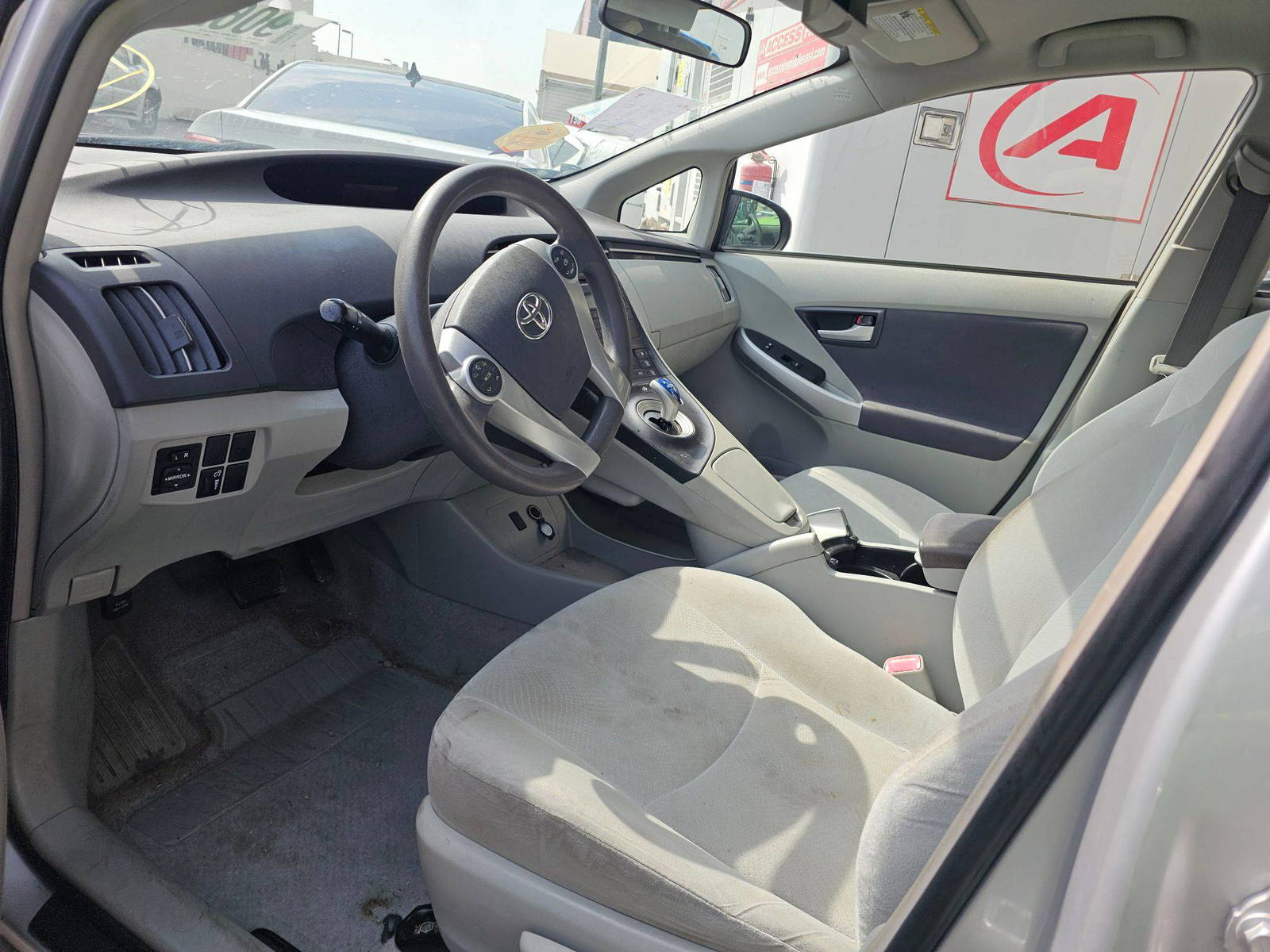 2010 TOYOTA PRIUS — 166877 Miles — Lot U1A0015830 — Souq - Marhaba Auctions Used Cars - Image 9