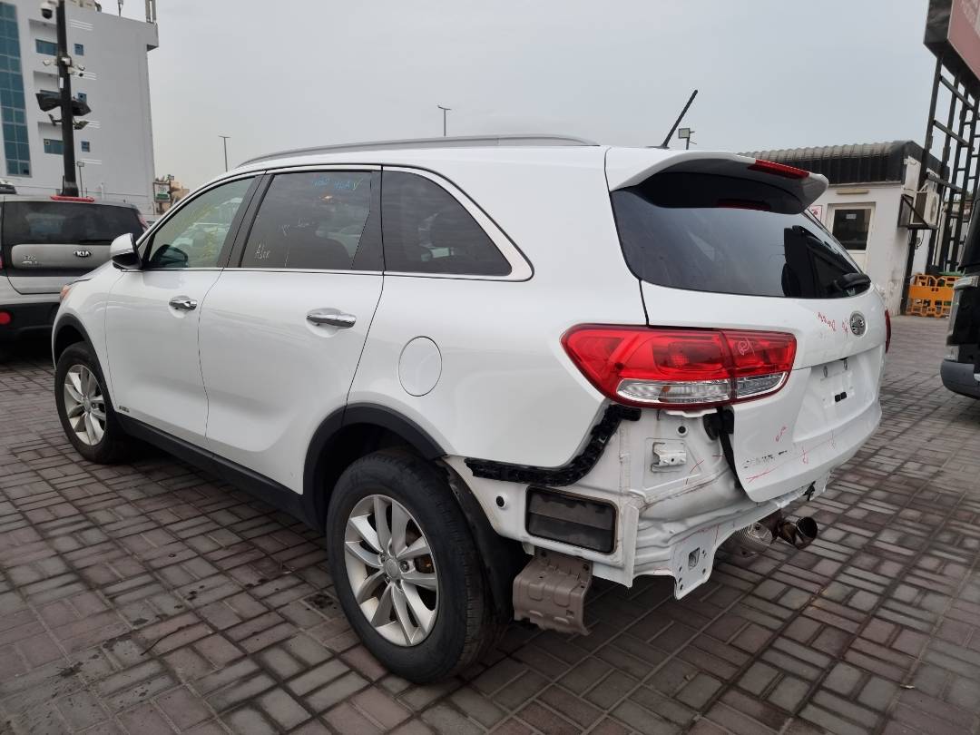 2018 KIA SORENTO — 189878 KM — Lot 215487 — Ind. 12 - Marhaba Auctions Used Cars - Image 5