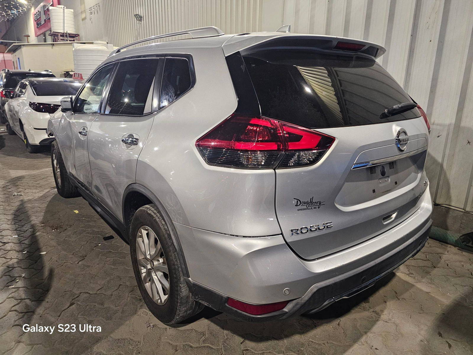 2019 NISSAN ROGUE — 165716 Miles — Lot 43590302 — Main - Marhaba Auctions Used Cars - Image 4
