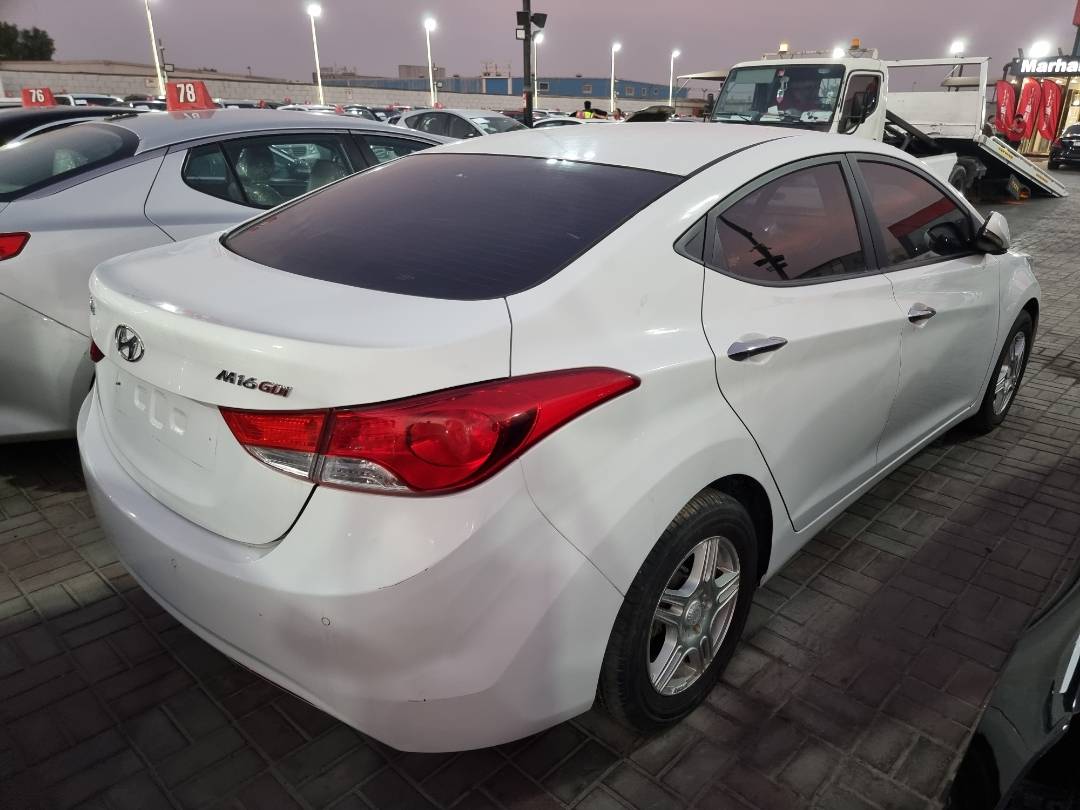 2012 HYUNDAI AVANTE — 198964 KM — Lot 2154784 — Souq - Marhaba Auctions Used Cars - Image 4