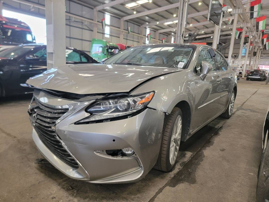 2016 LEXUS ES 350 — 109343 Miles — Lot GU008511 — Main - Marhaba Auctions Used Cars - Image 4