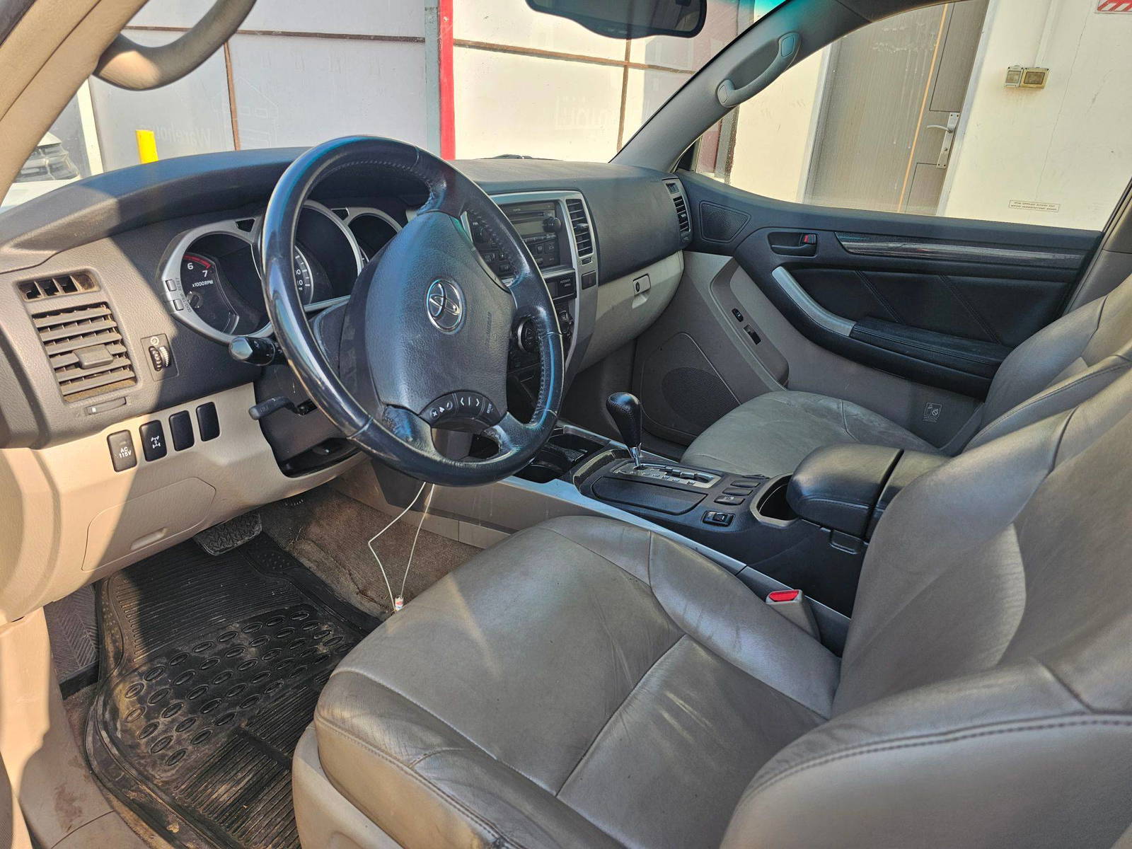 2005 TOYOTA 4RUNNER — 206604 Miles — Lot 8039731 — Main - Marhaba Auctions Used Cars - Image 8