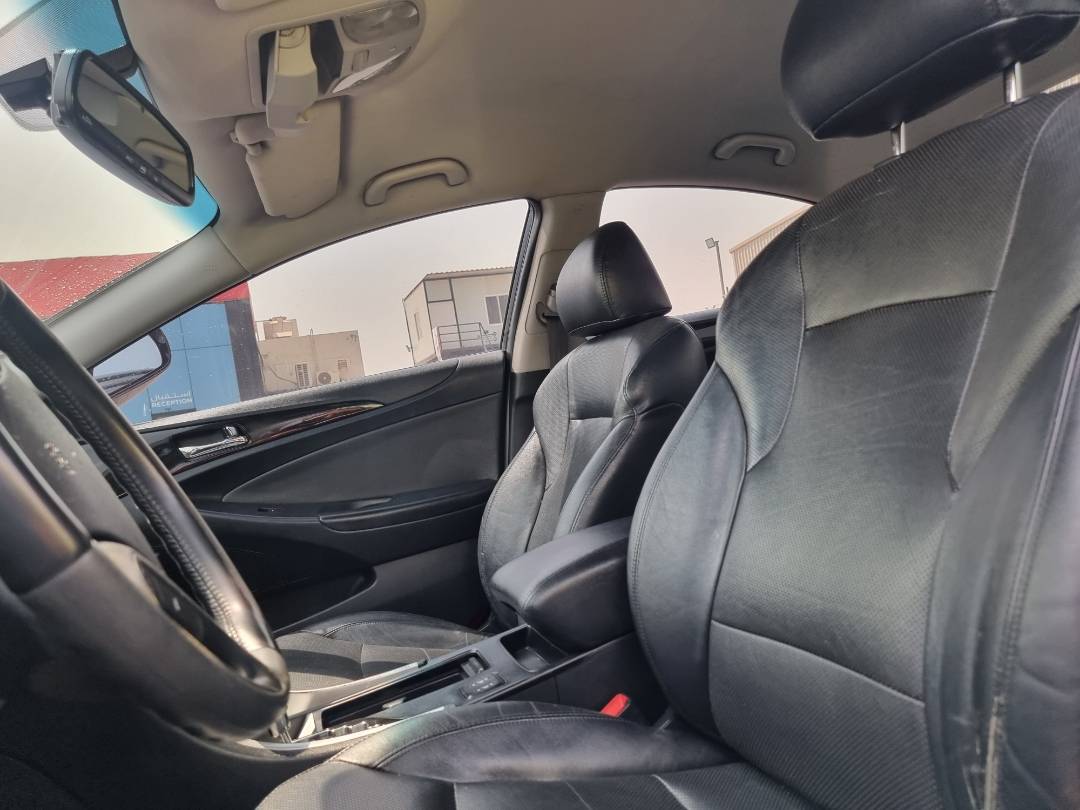 2011 HYUNDAI SONATA — 158268 KM — Lot 292948 — Souq - Marhaba Auctions Used Cars - Image 9