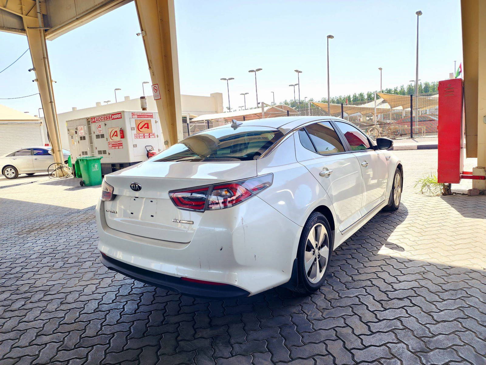 2016 KIA OPTIMA — 140748 Miles — Lot 1215610 — Souq - Marhaba Auctions Used Cars - Image 3