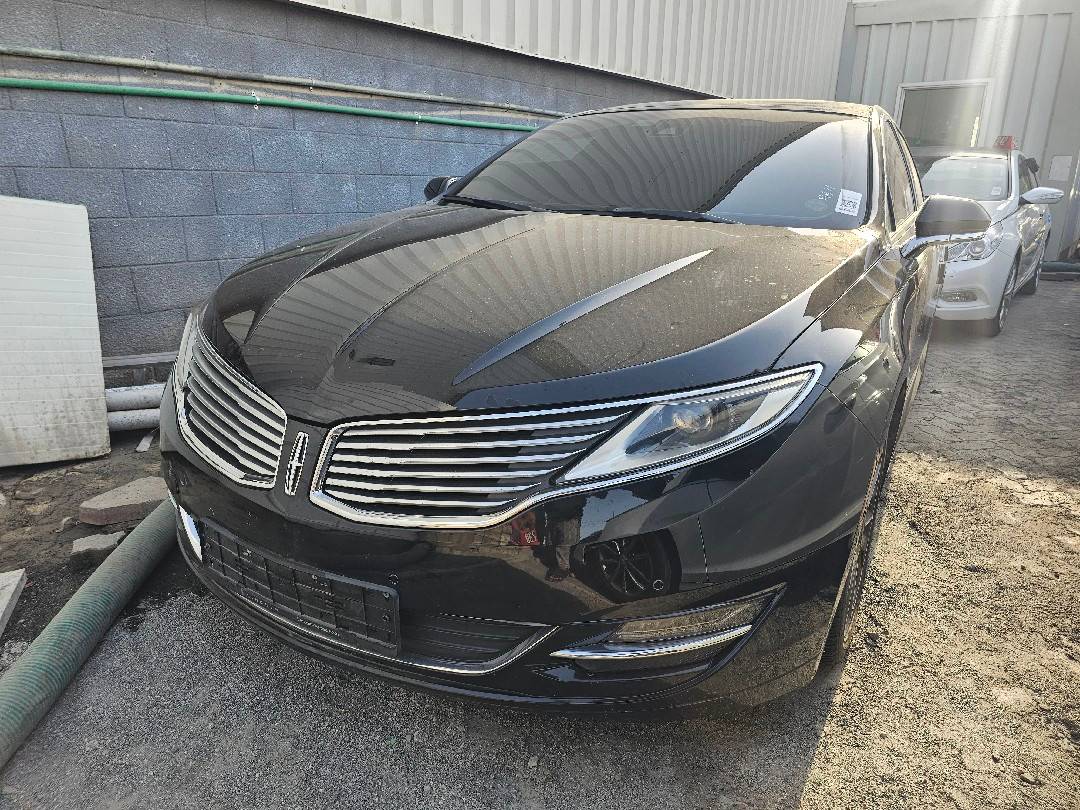 LINCOLN MKZ