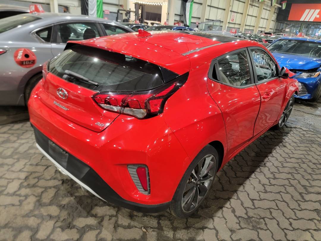 2020 HYUNDAI VELOSTER — 31517 Miles — Lot 37178350 - Marhaba Auctions Used Cars - Image 4
