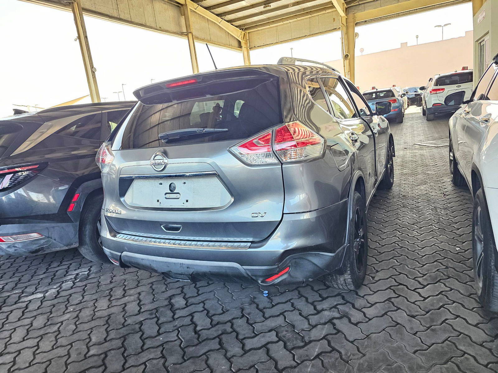 2016 NISSAN ROGUE — 147036 Miles — Lot P669795 — Souq - Marhaba Auctions Used Cars - Image 3