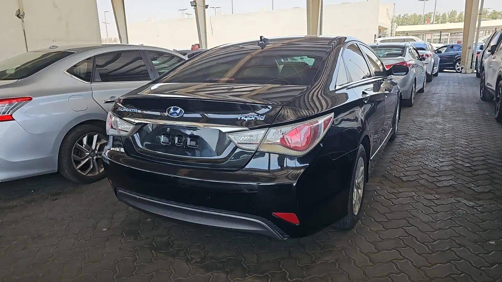2012 HYUNDAI SONATA — 212264 KM — Lot A056663 — Souq - Marhaba Auctions Used Cars - Image 3