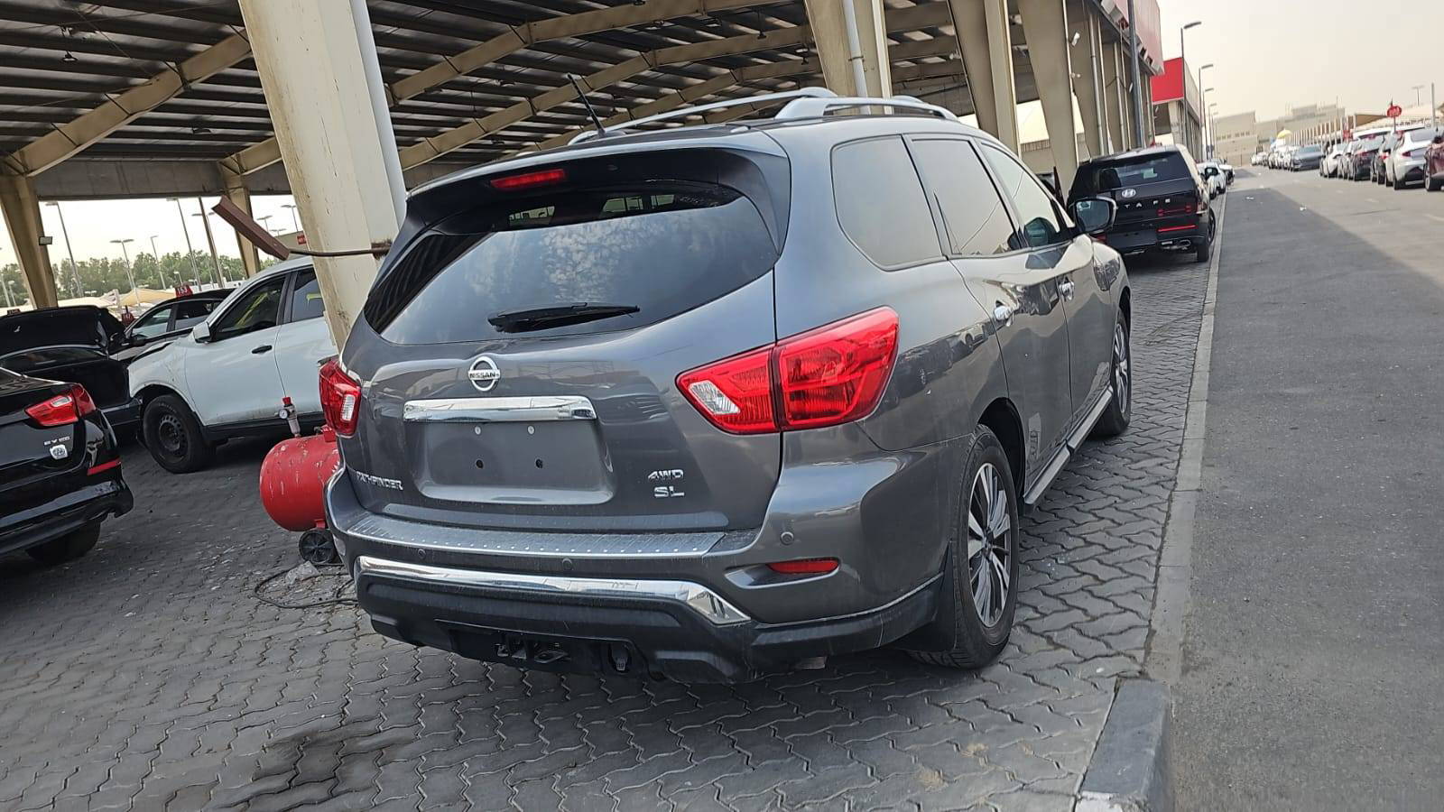 NISSAN PATHFINDER 2017 - Marhaba Auction Used Cars - Image 12