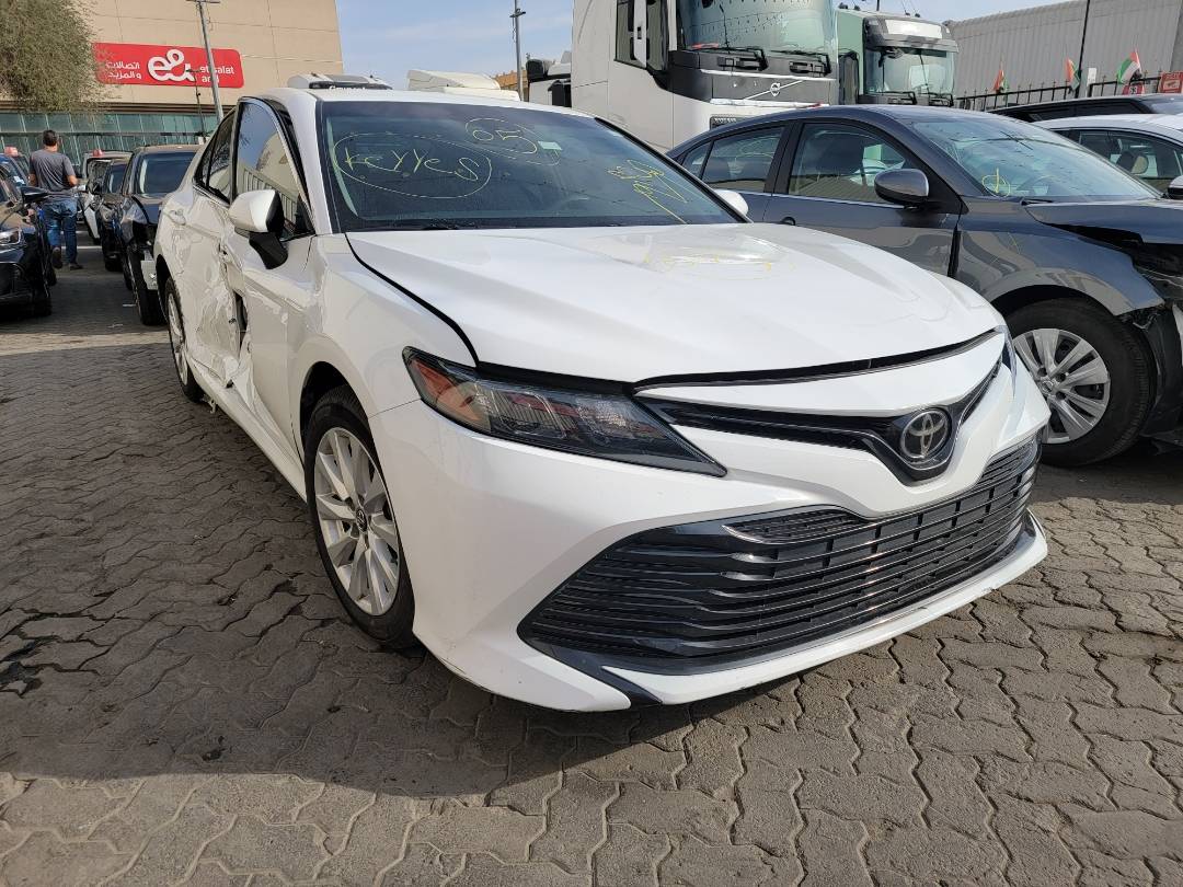 2018 TOYOTA CAMRY — 213595 Miles — Lot U033399 — Main - Marhaba Auctions Used Cars - Image 4