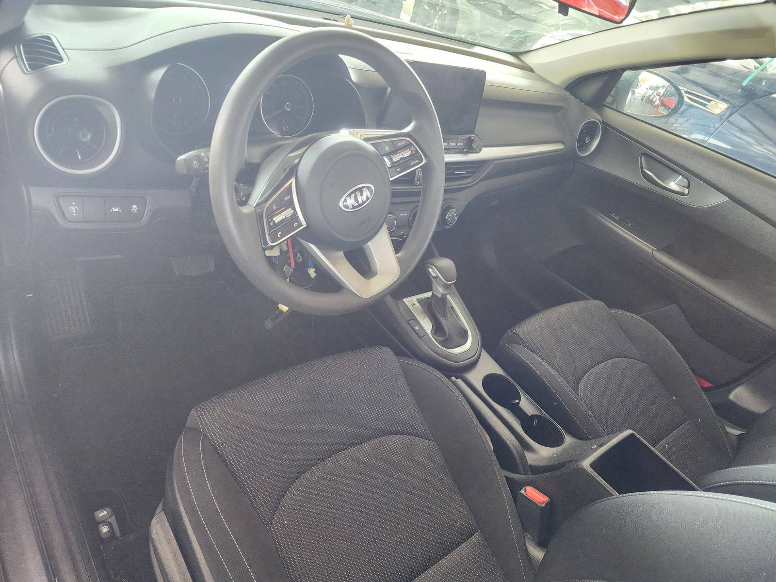 2021 KIA FORTE — 38356 Miles — Lot 37301949 - Marhaba Auctions Used Cars - Image 4