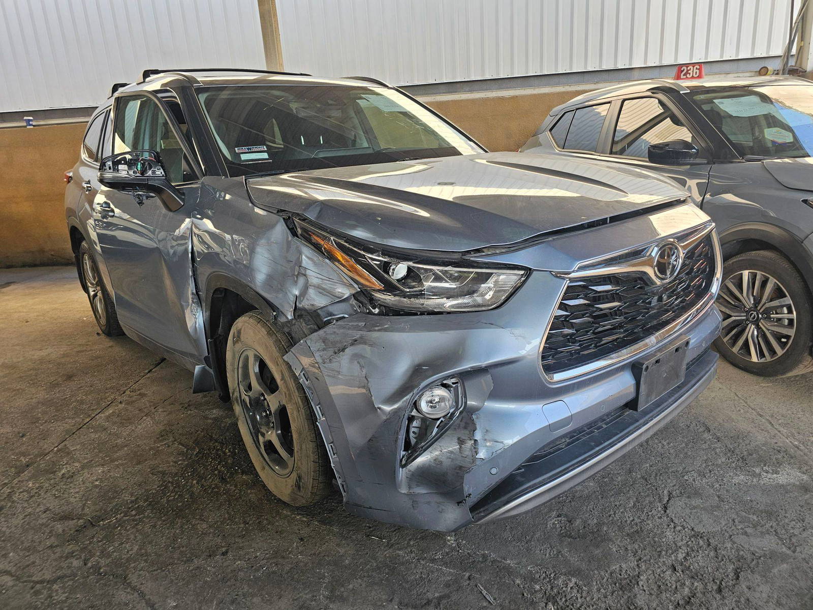 TOYOTA HIGHLANDER 2021 - Marhaba Auction Used Cars - Image 4