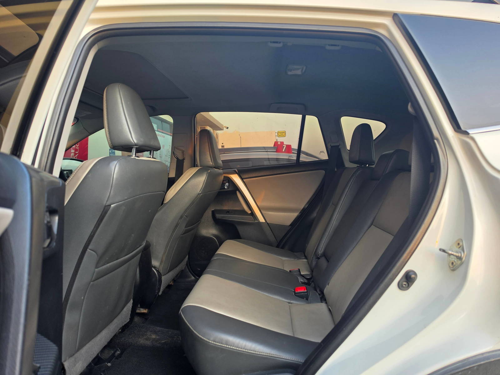 2014 TOYOTA RAV4 — 225486 Miles — Lot EW158392 - Marhaba Auctions Used Cars - Image 8