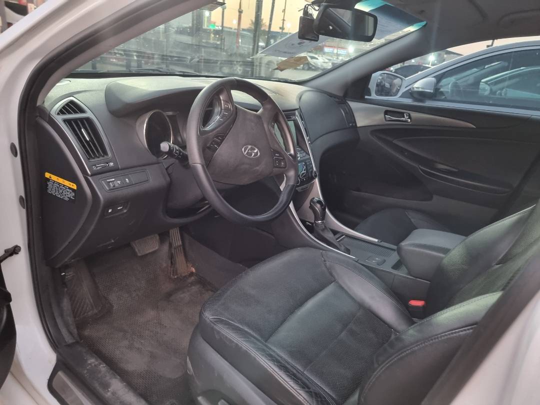 HYUNDAI SONATA 2012 - Marhaba Auction Used Cars - Image 7