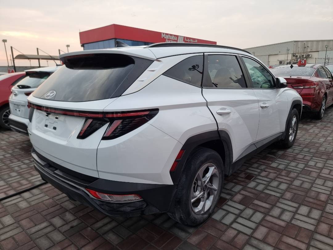 2022 HYUNDAI TUCSON — 40356 Miles — Lot 125487 — Souq - Marhaba Auctions Used Cars - Image 5