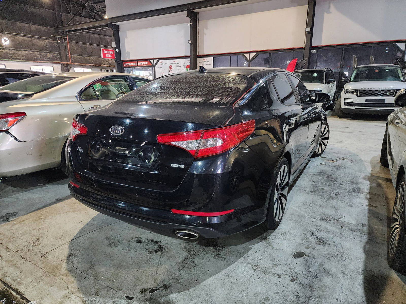 2013 KIA K5 — 236769 KM — Lot 272958 — Main - Marhaba Auctions Used Cars - Image 5