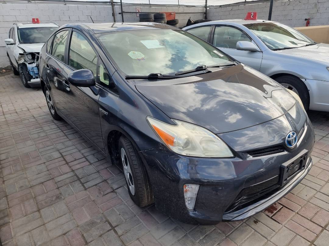 2015 TOYOTA PRIUS — 281327 Miles — Lot 66263915 — Ind. 12 - Marhaba Auctions Used Cars - Image 5
