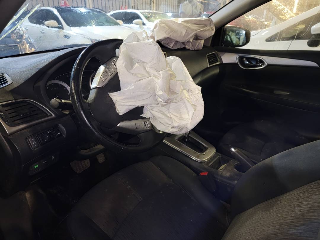 2015 NISSAN SENTRA — 168031 Miles — Lot 37332959 - Marhaba Auctions Used Cars - Image 6