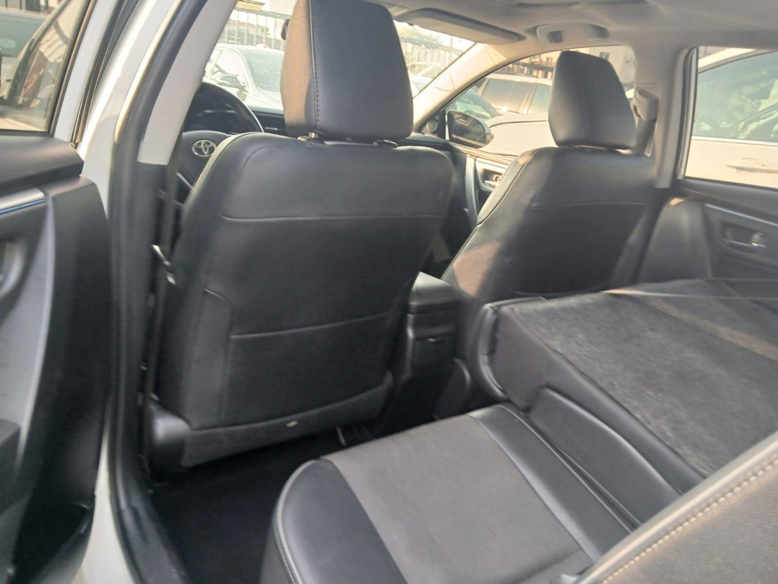 TOYOTA COROLLA 2015 - Marhaba Auction Used Cars - Image 6