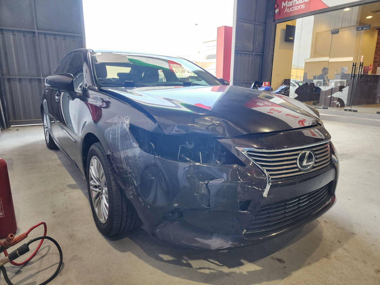 2015 LEXUS ES 350 — 71602 Miles — Lot 210178 — Al Quoz - Marhaba Auctions Used Cars - Image 6