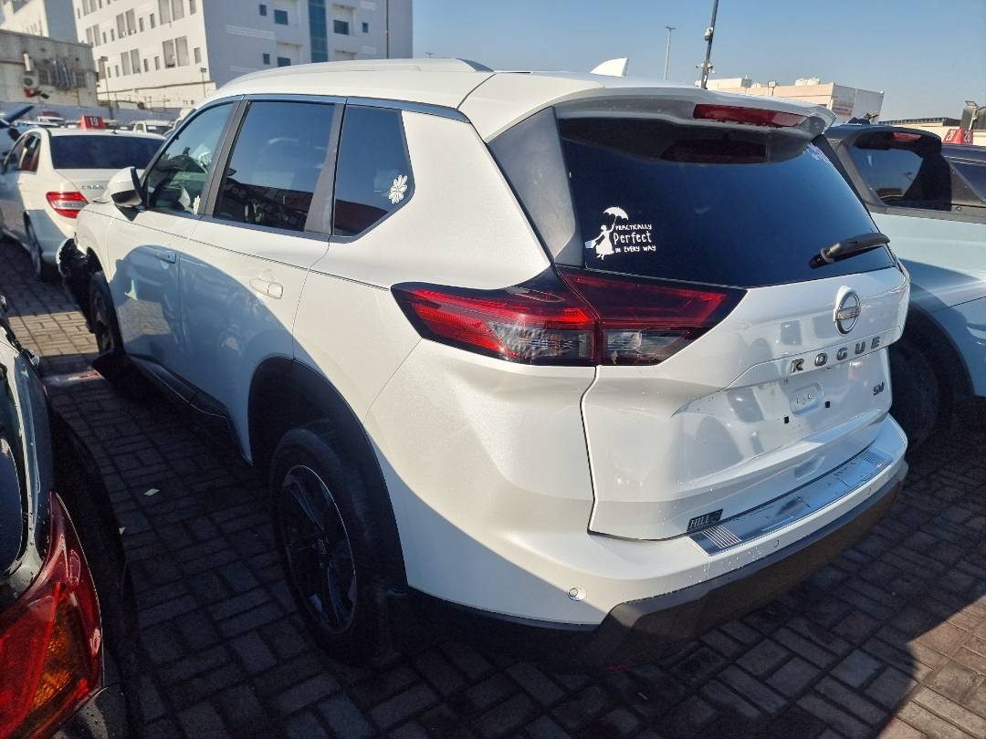 NISSAN ROGUE 2024 - Marhaba Auction Used Cars - Image 5