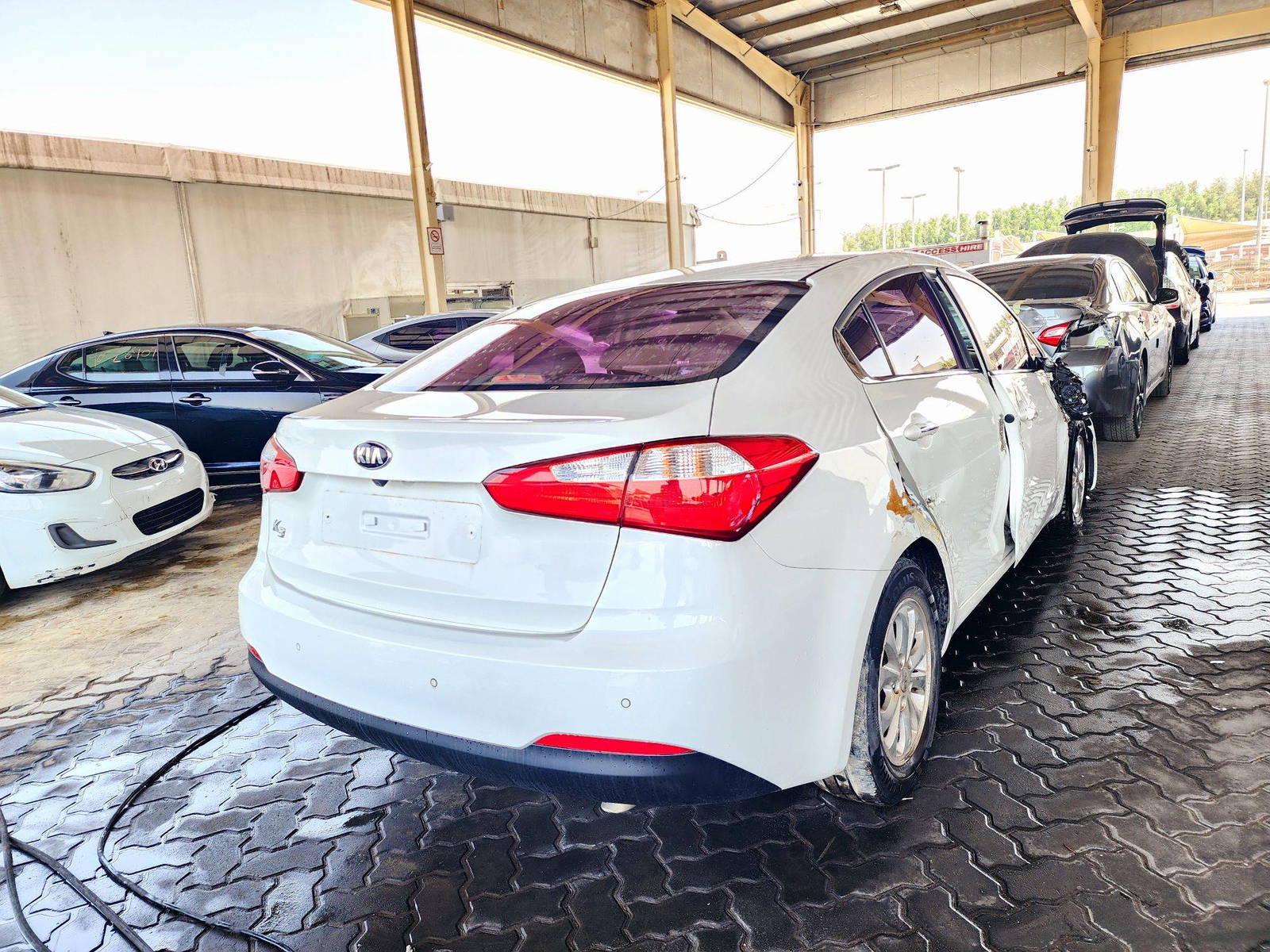 2015 KIA K3 — 107867 KM — Lot 924377 — Souq - Marhaba Auctions Used Cars - Image 3
