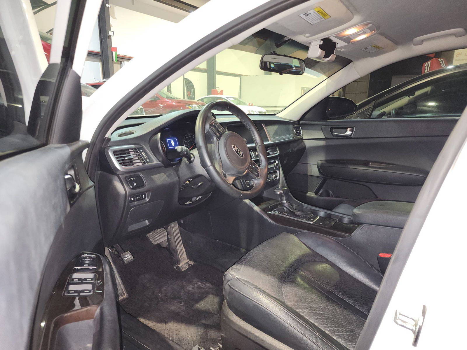 2018 KIA OPTIMA — 149687 Miles — Lot 44587205 — Main - Marhaba Auctions Used Cars - Image 9