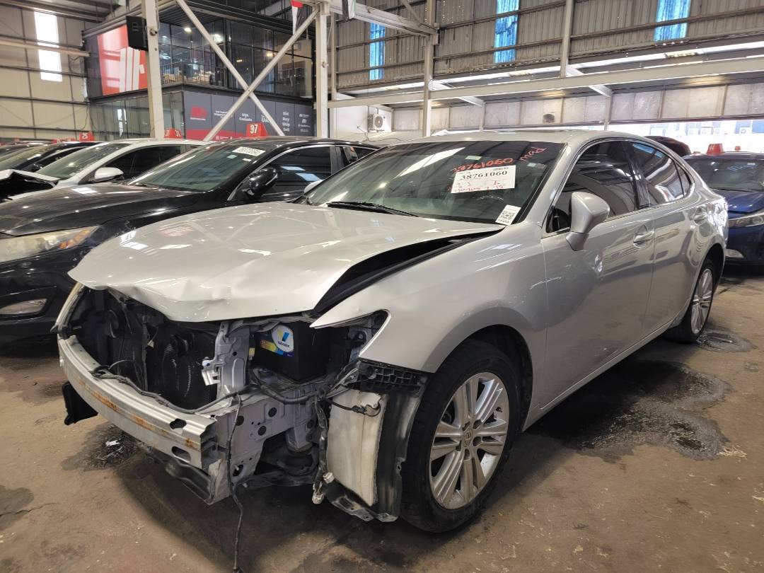 2013 LEXUS ES 350 — 140905 Miles — Lot 38761060 — Souq - Marhaba Auctions Used Cars - Image 5