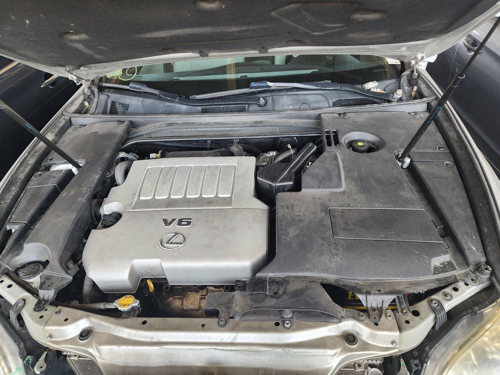 2011 LEXUS ES 350 — 137568 Miles — Lot 465715 — Souq - Marhaba Auctions Used Cars - Image 10