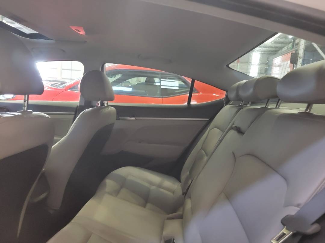 2018 HYUNDAI ELANTRA — 130723 KM — Lot JU484411 — Main - Marhaba Auctions Used Cars - Image 7