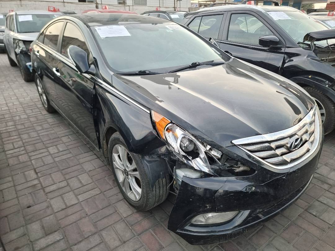 2011 HYUNDAI SONATA — 166528 Miles — Lot 211574 — Ind. 12 - Marhaba Auctions Used Cars - Image 2