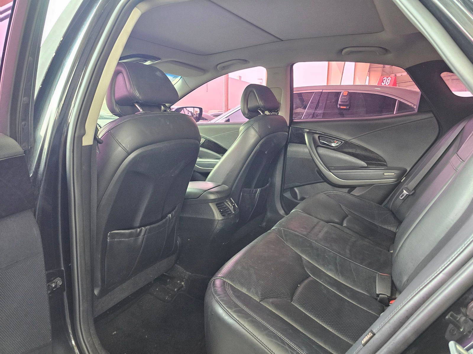 HYUNDAI GRANDEUR 2011 - Marhaba Auction Used Cars - Image 6