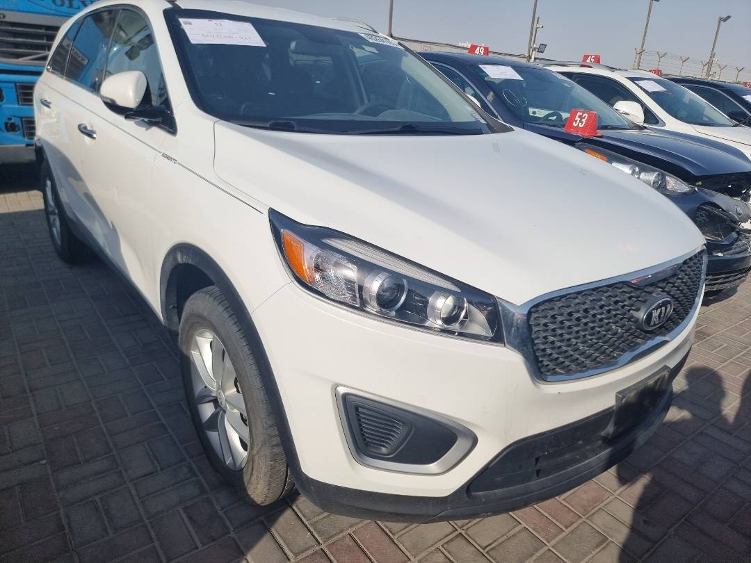 2018 KIA SORENTO — 61944 Miles — Lot 388639 — Ind. 12 - Marhaba Auctions Used Cars - Image 4