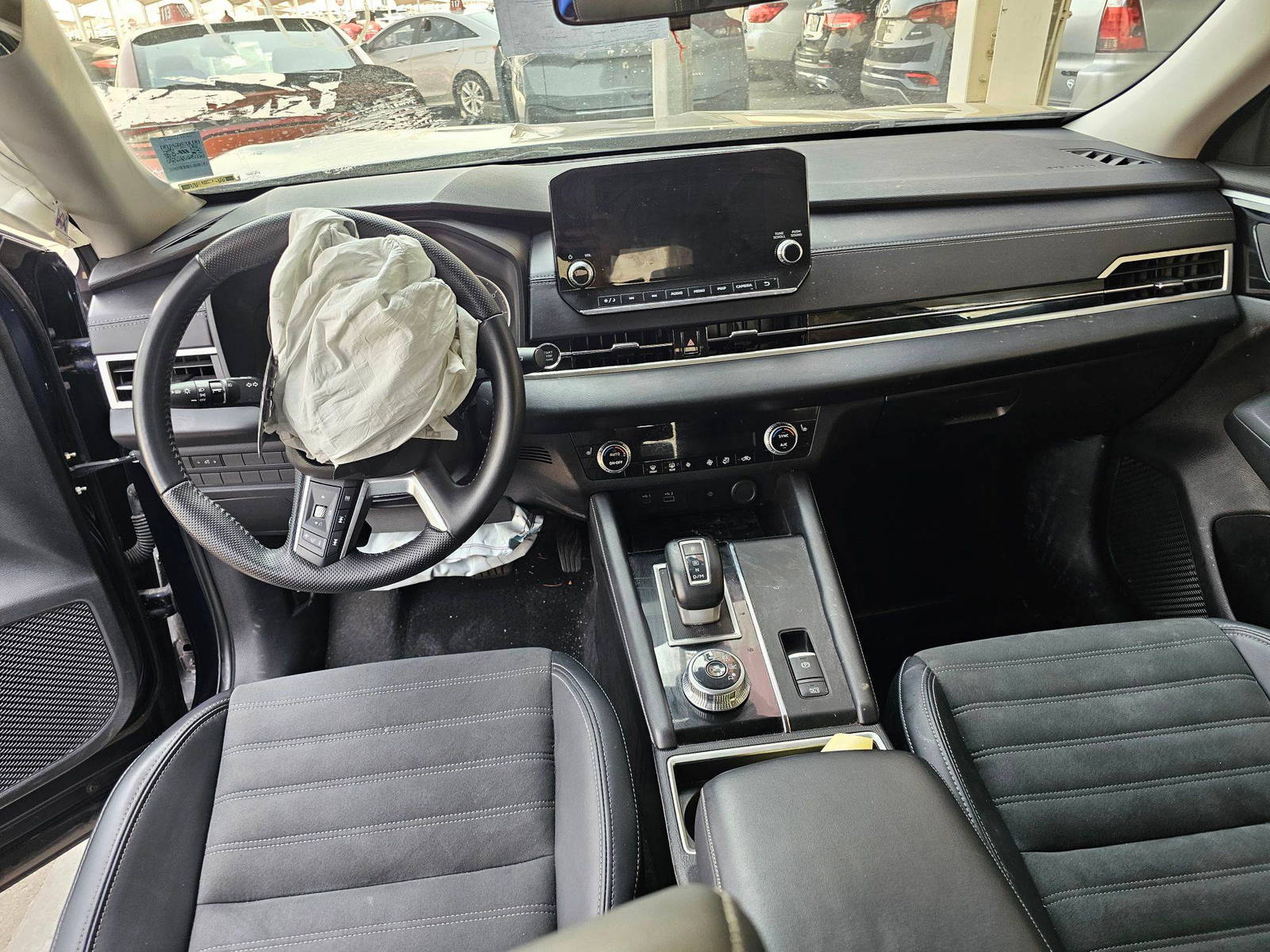 2024 MITSUBISHI OUTLANDER — 32522 Miles — Lot Z011500 — Souq - Marhaba Auctions Used Cars - Image 7