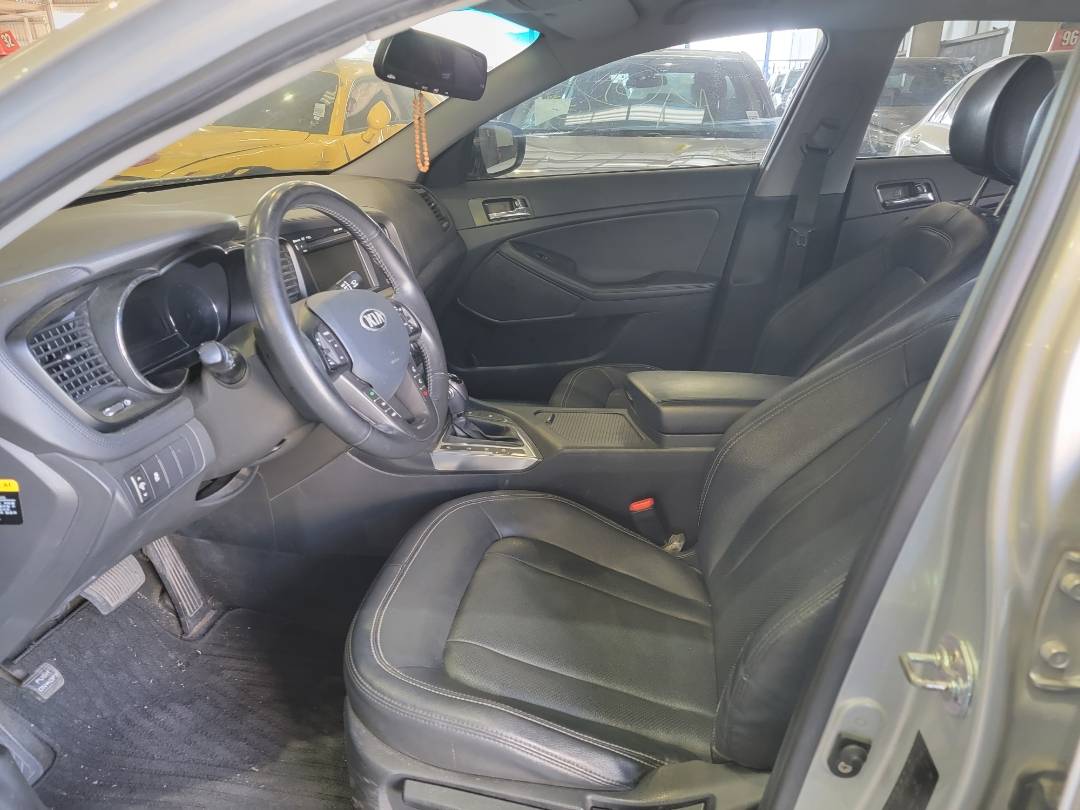 2013 KIA K5 — 224214 KM — Lot BDA023023 — Main - Marhaba Auctions Used Cars - Image 8