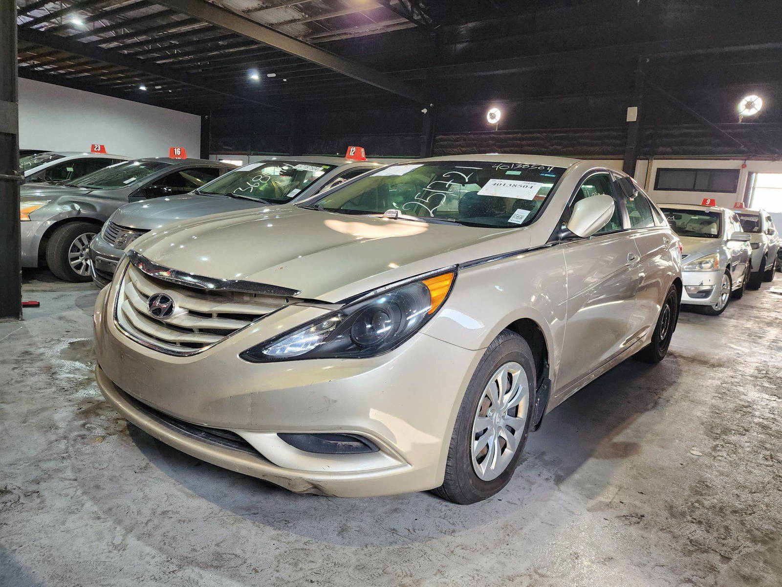 2011 HYUNDAI SONATA — 203165 Miles — Lot 40138504 — Souq - Marhaba Auctions Used Cars - Image 5
