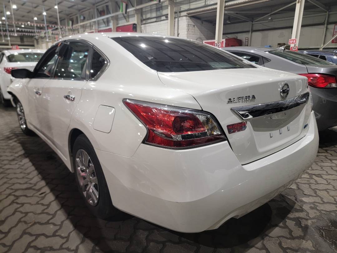 2014 NISSAN ALTIMA — 214798 Miles — Lot 160380 - Marhaba Auctions Used Cars - Image 11