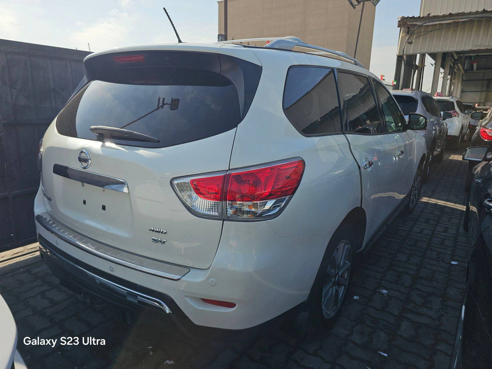 2015 NISSAN PATHFINDER — 127647 Miles — Lot FC631264 — Main - Marhaba Auctions Used Cars - Image 4