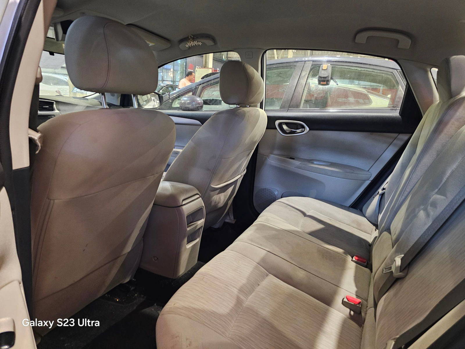 2015 NISSAN SENTRA — 154505 Miles — Lot L678244 — Souq - Marhaba Auctions Used Cars - Image 5