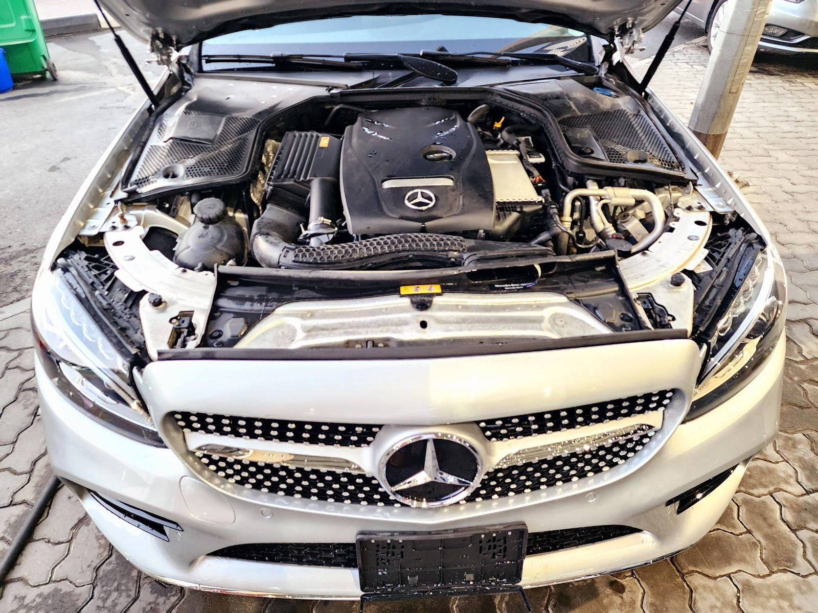 2018 MERCEDES BENZ C300 — 98365 KM — Lot JR327625 — Souq - Marhaba Auctions Used Cars - Image 12