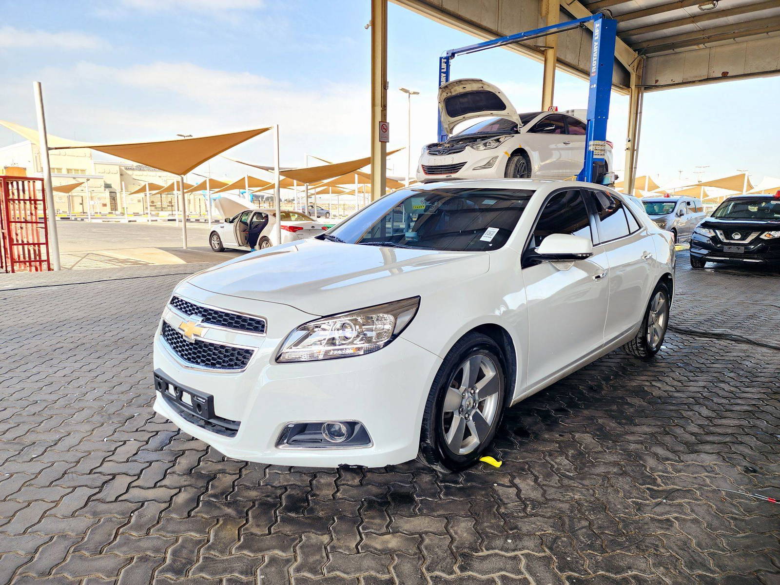 2012 CHEVROLET MALIBU — 155006 KM — Lot 013850 — Souq - Marhaba Auctions Used Cars - Image 5