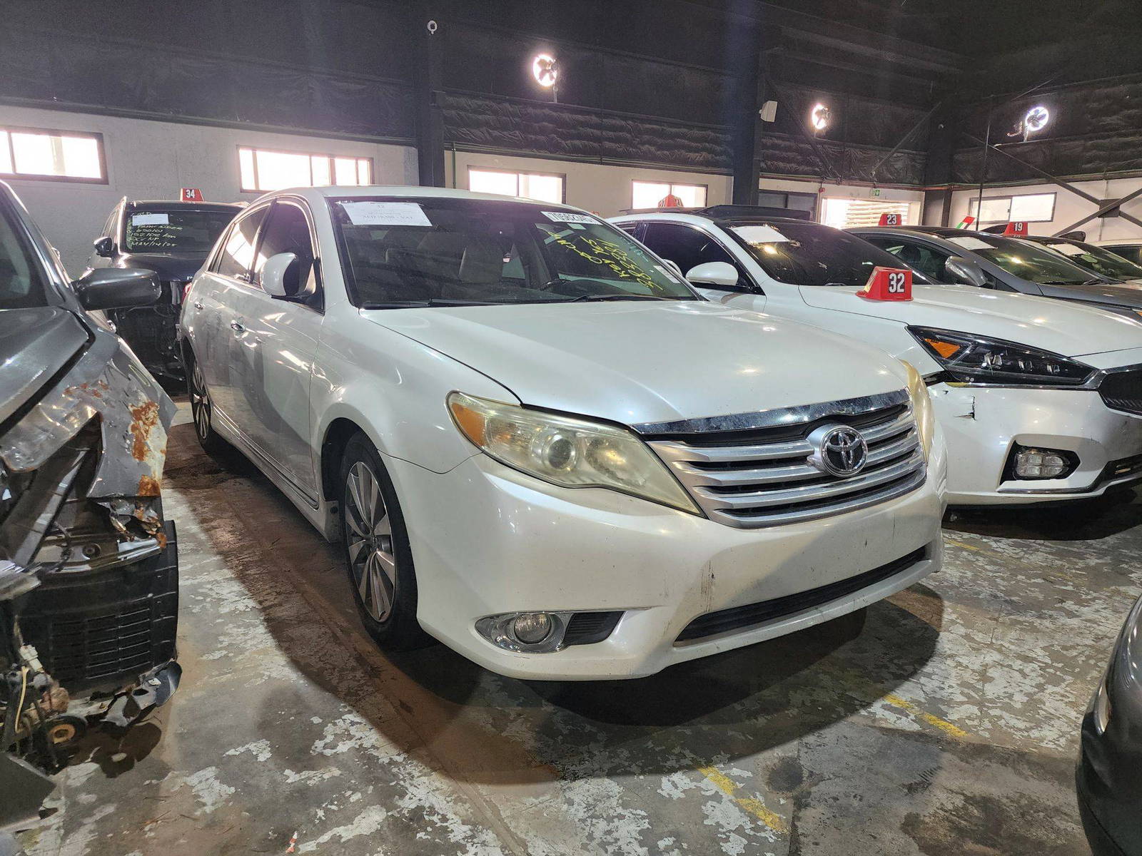 2011 TOYOTA AVALON — 161609 Miles — Lot 70562345 — Main - Marhaba Auctions Used Cars - Image 4