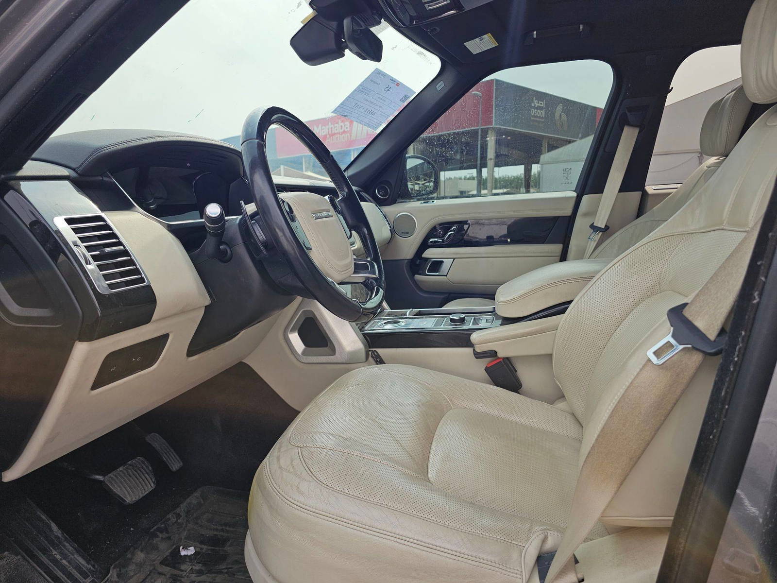 2018 LAND ROVER RANGE ROVER SUPERCHARGED — 123916 Miles — Lot RE9JA385131 — Souq - Marhaba Auctions Used Cars - Image 9